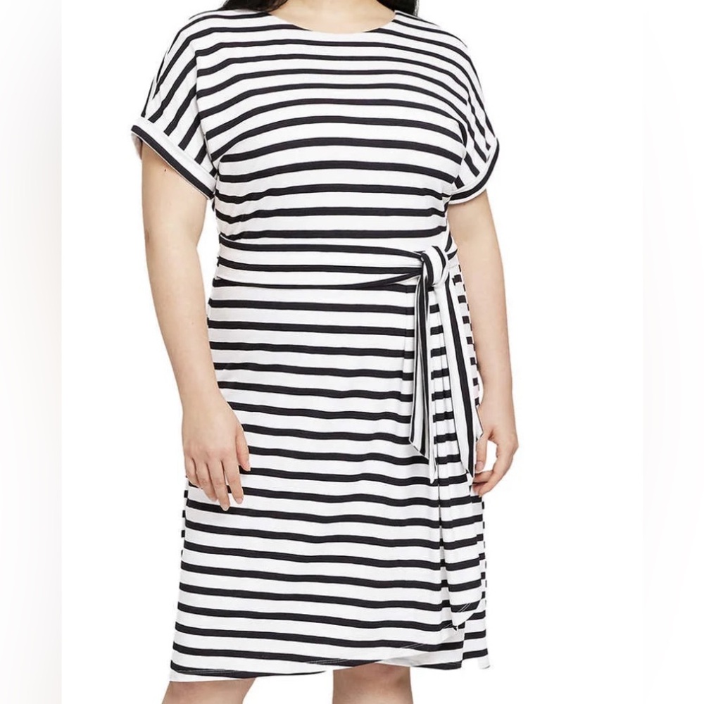 NWT Chaps SS Striped Crewneck Knit Dress